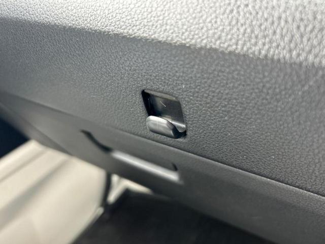 ハイゼットトラック ４ＷＤスタンダード　新品タイヤ／保証書／スマートアシスト（トヨタ・ダイハツ）／車線逸脱防止支援システム／ＥＢＤ付ＡＢＳ／横滑り防止装置／パワーウインドウ／エンジンスタートボタン／パワーステアリング／オートライト　４ＷＤ（36枚目）