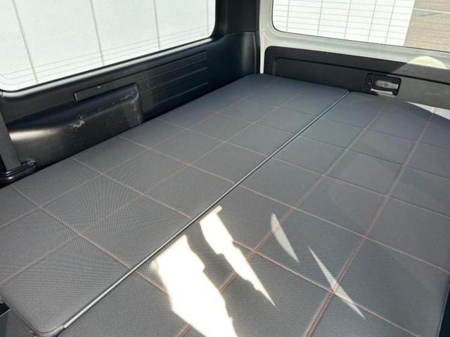ハイエースバン ４ＷＤロングスーパーＧＬダークプライム２　ＭＲＴ２　モデリスタエアロ／保証書／社外　８インチ　ＳＤナビ／トヨタセーフティセンス／車線逸脱防止支援システム／シート　ハーフレザー／ドライブレコーダー　前後／ヘッドランプ　ＬＥＤ／ＵＳＢジャック　ターボ（19枚目）