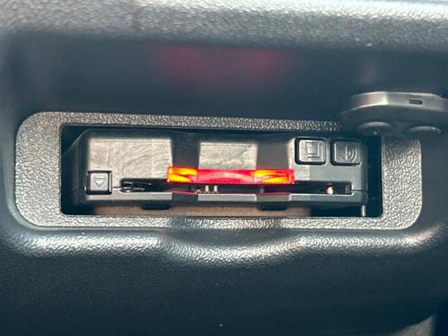 ハイエースバン ４ＷＤロングスーパーＧＬダークプライム２　ＭＲＴ２　モデリスタエアロ／保証書／社外　８インチ　ＳＤナビ／トヨタセーフティセンス／車線逸脱防止支援システム／シート　ハーフレザー／ドライブレコーダー　前後／ヘッドランプ　ＬＥＤ／ＵＳＢジャック　ターボ（25枚目）