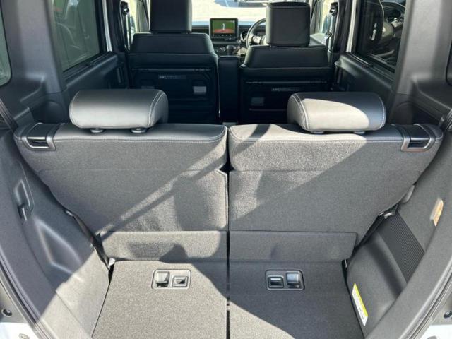 Ｎ－ＢＯＸカスタム ターボコーディネートスタイルモノトーン　保証書／純正　８インチ　ナビ／ホンダセンシング／両側電動スライドドア／シートヒーター　前席／車線逸脱防止支援システム／シート　合皮／パーキングアシスト　バックガイド／ヘッドランプ　ＬＥＤ　ターボ（8枚目）