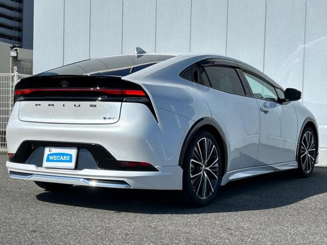 プリウス Ｚ　新品タイヤ／モデリスタエアロ／保証書／純正　１２．３インチ　メモリーナビ／デジタルインナーミラー／トヨタセーフティセンス／エアーシート　前席／パノラミックビューモニター／車線逸脱防止支援システム（3枚目）