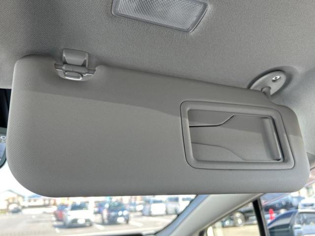 プリウス Ｚ　新品タイヤ／モデリスタエアロ／保証書／純正　１２．３インチ　メモリーナビ／デジタルインナーミラー／トヨタセーフティセンス／エアーシート　前席／パノラミックビューモニター／車線逸脱防止支援システム（35枚目）