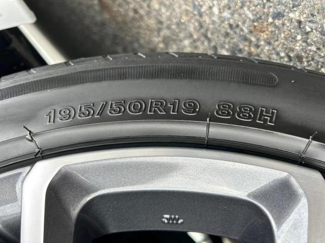 プリウス Ｚ　新品タイヤ／モデリスタエアロ／保証書／純正　１２．３インチ　メモリーナビ／デジタルインナーミラー／トヨタセーフティセンス／エアーシート　前席／パノラミックビューモニター／車線逸脱防止支援システム（48枚目）