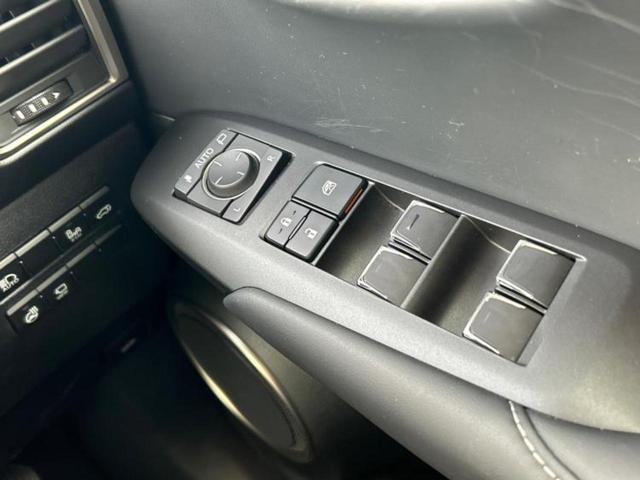 NX NX300hスパイスアンドシック サンルーフ/保証書/純正 10.3インチ メモリーナビ/プリクラッシュセーフティ/エアーシート 前席/パノラミックビューモニター/車線逸脱防止支援システム/シート フルレザー 革シート 全周囲カメラ(26枚目)