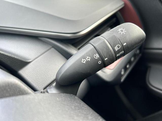 プリウス 4WD Z 新品タイヤ/パノラマルーフ/純正エアロ/保証書/ディスプレイオーディオ+ナビ12.3インチ/デジタルインナーミラー/トヨタセーフティセンス/エアーシート 前席/全方位モニター サンルーフ ローダウン(16枚目)