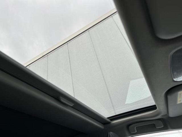 プリウス 4WD Z 新品タイヤ/パノラマルーフ/純正エアロ/保証書/ディスプレイオーディオ+ナビ12.3インチ/デジタルインナーミラー/トヨタセーフティセンス/エアーシート 前席/全方位モニター サンルーフ ローダウン(30枚目)