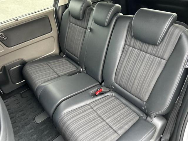 フリード＋ハイブリッド ハイブリッドＥＸ　新品タイヤ／保証書／純正　９インチ　ＳＤナビ／ホンダセンシング／両側電動スライドドア／シートヒーター　前席／車線逸脱防止支援システム／シート　ハーフレザー／パーキングアシスト　バックガイド　ＤＶＤ再生（7枚目）