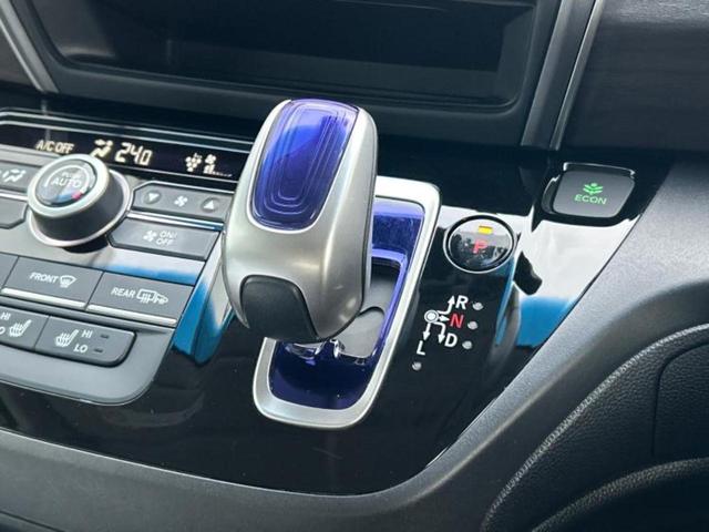 フリード＋ハイブリッド ハイブリッドＥＸ　新品タイヤ／保証書／純正　９インチ　ＳＤナビ／ホンダセンシング／両側電動スライドドア／シートヒーター　前席／車線逸脱防止支援システム／シート　ハーフレザー／パーキングアシスト　バックガイド　ＤＶＤ再生（18枚目）