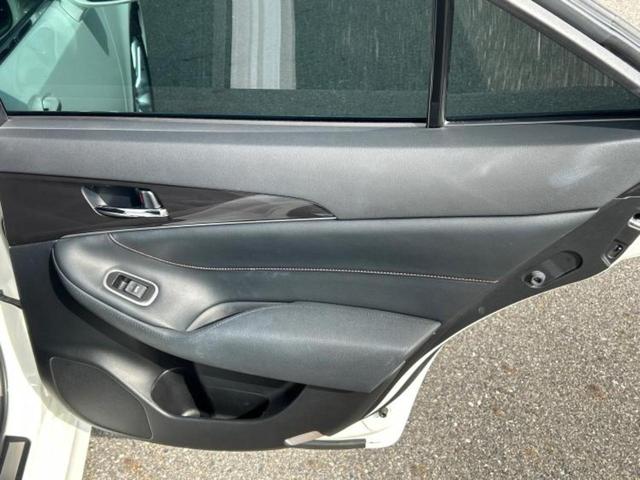 クラウンハイブリッド ハイブリッドアスリートS 新品タイヤ/保証書/純正 8インチ HDDナビ/シートヒーター 前席/ヘッドランプ HID/Bluetooth接続/ETC/EBD付ABS/横滑り防止装置/アイドリングストップ バックカメラ(20枚目)