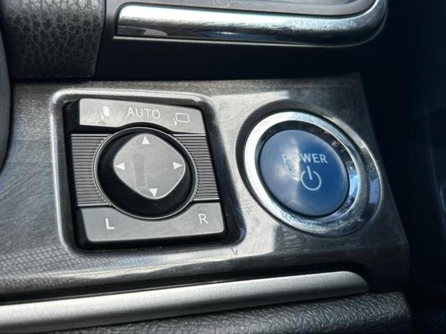 クラウンハイブリッド ハイブリッドアスリートS 新品タイヤ/保証書/純正 8インチ HDDナビ/シートヒーター 前席/ヘッドランプ HID/Bluetooth接続/ETC/EBD付ABS/横滑り防止装置/アイドリングストップ バックカメラ(27枚目)