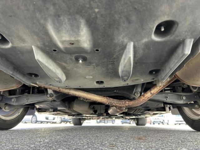 クラウンハイブリッド ハイブリッドアスリートＳ　新品タイヤ／保証書／純正　８インチ　ＨＤＤナビ／シートヒーター　前席／ヘッドランプ　ＨＩＤ／Ｂｌｕｅｔｏｏｔｈ接続／ＥＴＣ／ＥＢＤ付ＡＢＳ／横滑り防止装置／アイドリングストップ　バックカメラ（43枚目）