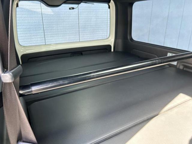 ハイエースバン ロングスーパーGLダークプライム2 社外エアロ/保証書/ディスプレイオーディオ11インチ/フリップダウンモニター 社外 12.8インチ/デジタルインナーミラー/トヨタセーフティセンス/両側電動スライドドア 衝突被害軽減システム ドラレコ(6枚目)