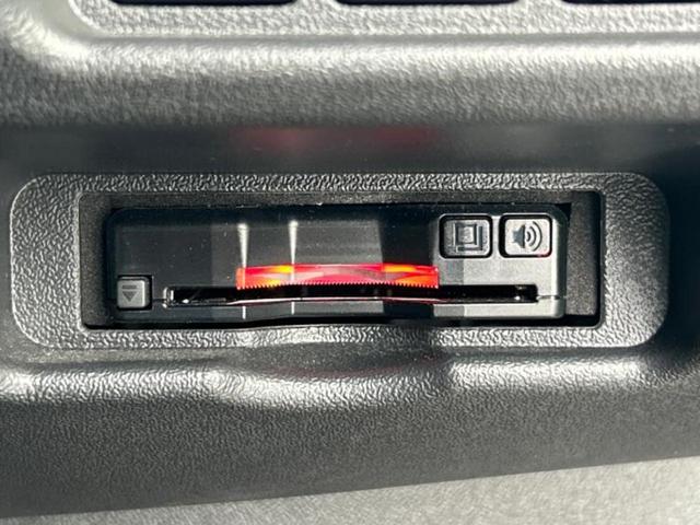 ハイエースバン ロングスーパーGLダークプライム2 社外エアロ/保証書/ディスプレイオーディオ11インチ/フリップダウンモニター 社外 12.8インチ/デジタルインナーミラー/トヨタセーフティセンス/両側電動スライドドア 衝突被害軽減システム ドラレコ(17枚目)