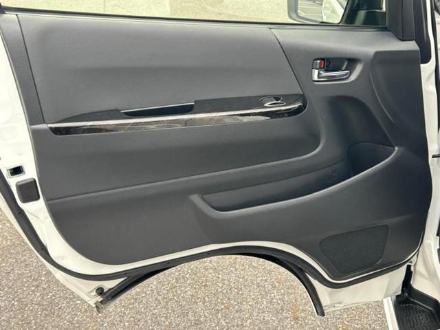 ハイエースバン ロングスーパーGLダークプライム2 社外エアロ/保証書/ディスプレイオーディオ11インチ/フリップダウンモニター 社外 12.8インチ/デジタルインナーミラー/トヨタセーフティセンス/両側電動スライドドア 衝突被害軽減システム ドラレコ(23枚目)