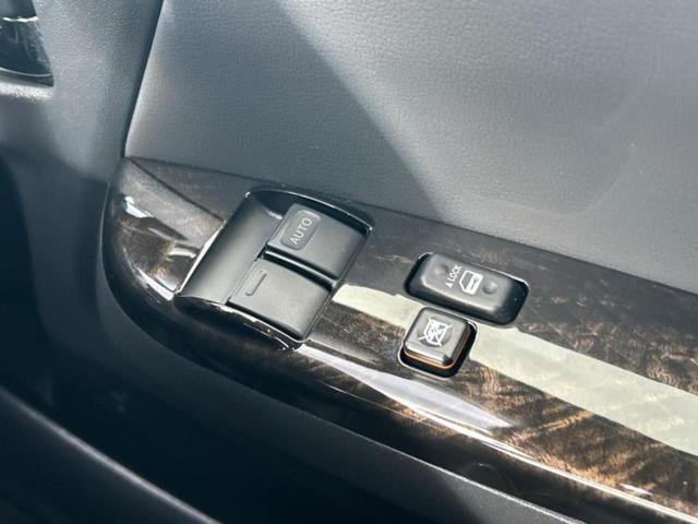 ハイエースバン ロングスーパーGLダークプライム2 社外エアロ/保証書/ディスプレイオーディオ11インチ/フリップダウンモニター 社外 12.8インチ/デジタルインナーミラー/トヨタセーフティセンス/両側電動スライドドア 衝突被害軽減システム ドラレコ(26枚目)