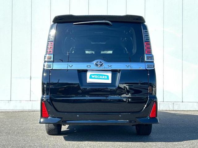 ヴォクシー ＺＳキラメキ３　新品タイヤ／保証書／社外　ＳＤナビ／フリップダウンモニター　社外　１０．１インチ／トヨタセーフティセンス／両側電動スライドドア／車線逸脱防止支援システム／シート　ハーフレザー　衝突被害軽減システム（41枚目）