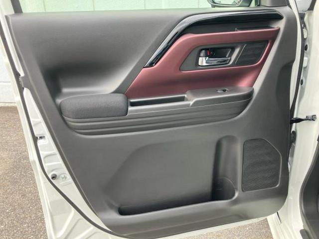 スペーシアカスタム ハイブリッドＸＳターボ　保証書／純正　９インチ　メモリーナビ／セーフティサポート（スズキ）／両側電動スライドドア／シートヒーター　前席／全方位モニター／車線逸脱防止支援システム／ヘッドランプ　ＬＥＤ　ターボ　全周囲カメラ（22枚目）