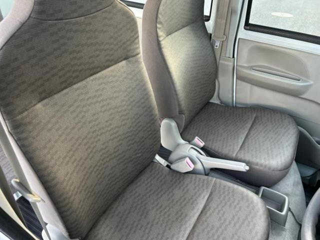 NV100クリッパーバン DX 新品タイヤ/保証書/エアバッグ 運転席/エアバッグ 助手席/キーレスエントリー/パワーステアリング/マニュアルエアコン/取扱説明書/ユーザー買取車/UVカットガラス/ヘッドライトレベライザー/ラジオ(4枚目)