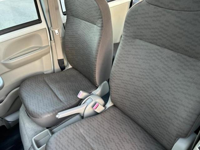 NV100クリッパーバン DX 新品タイヤ/保証書/エアバッグ 運転席/エアバッグ 助手席/キーレスエントリー/パワーステアリング/マニュアルエアコン/取扱説明書/ユーザー買取車/UVカットガラス/ヘッドライトレベライザー/ラジオ(6枚目)