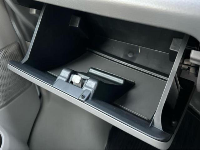 NV100クリッパーバン DX 新品タイヤ/保証書/エアバッグ 運転席/エアバッグ 助手席/キーレスエントリー/パワーステアリング/マニュアルエアコン/取扱説明書/ユーザー買取車/UVカットガラス/ヘッドライトレベライザー/ラジオ(34枚目)