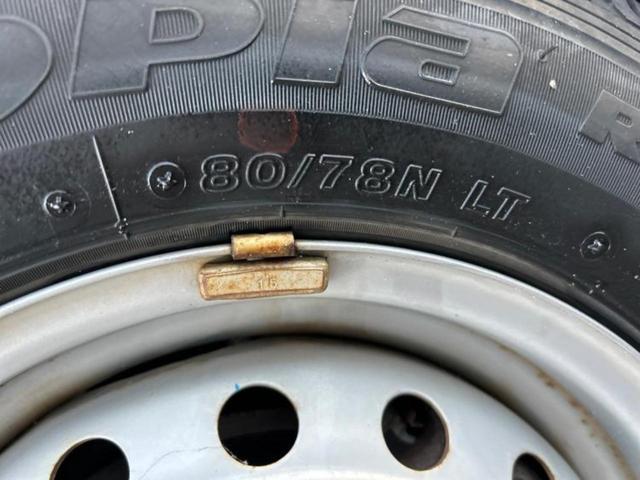 NV100クリッパーバン DX 新品タイヤ/保証書/エアバッグ 運転席/エアバッグ 助手席/キーレスエントリー/パワーステアリング/マニュアルエアコン/取扱説明書/ユーザー買取車/UVカットガラス/ヘッドライトレベライザー/ラジオ(48枚目)