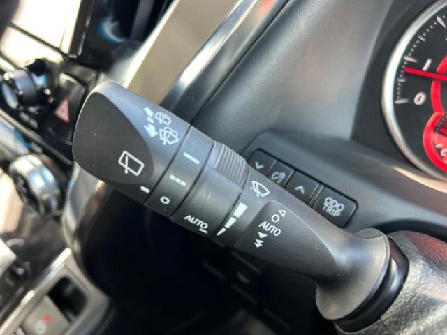 アルファード Ｓ　Ｃパッケージ　ツインムーンルーフ／保証書／ディスプレイオーディオ＋ナビ９インチ／フリップダウンモニター　純正　１２．１インチ／トヨタセーフティセンス／両側電動スライドドア／エアーシート　前席　サンルーフ　電動シート（17枚目）