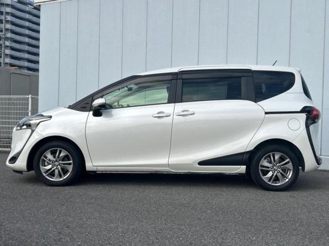 シエンタ ハイブリッドＧクエロ　新品タイヤ／保証書／純正　９インチ　ＳＤナビ／トヨタセーフティセンス／両側電動スライドドア／シートヒーター　前席／車線逸脱防止支援システム／ドライブレコーダー　前後／ヘッドランプ　ＬＥＤ　バックカメラ（2枚目）