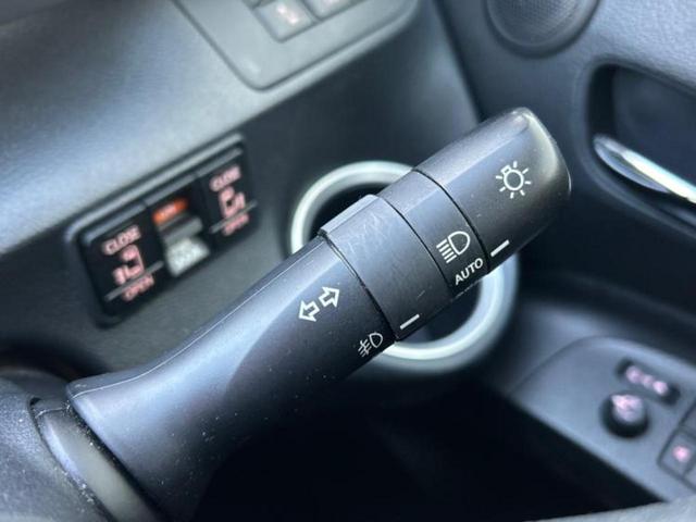 シエンタ ハイブリッドＧクエロ　新品タイヤ／保証書／純正　９インチ　ＳＤナビ／トヨタセーフティセンス／両側電動スライドドア／シートヒーター　前席／車線逸脱防止支援システム／ドライブレコーダー　前後／ヘッドランプ　ＬＥＤ　バックカメラ（16枚目）