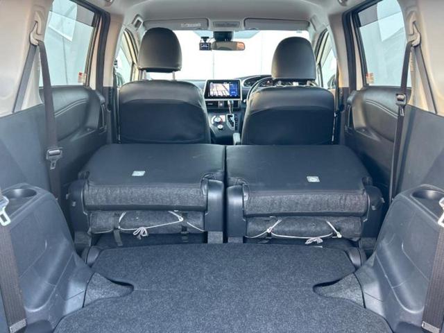 シエンタ ハイブリッドＧクエロ　新品タイヤ／保証書／純正　９インチ　ＳＤナビ／トヨタセーフティセンス／両側電動スライドドア／シートヒーター　前席／車線逸脱防止支援システム／ドライブレコーダー　前後／ヘッドランプ　ＬＥＤ　バックカメラ（19枚目）