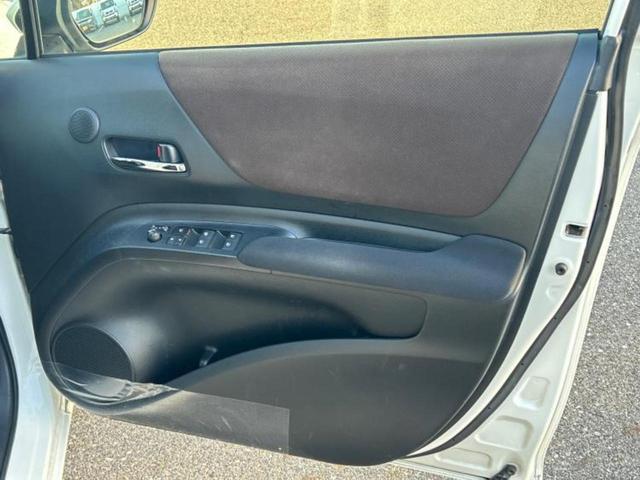 シエンタ ハイブリッドＧクエロ　新品タイヤ／保証書／純正　９インチ　ＳＤナビ／トヨタセーフティセンス／両側電動スライドドア／シートヒーター　前席／車線逸脱防止支援システム／ドライブレコーダー　前後／ヘッドランプ　ＬＥＤ　バックカメラ（20枚目）