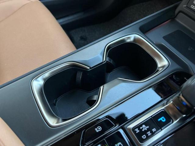 ＮＸ ＮＸ２５０バージョンＬ　保証書／ディスプレイオーディオ＋ナビ１２．３インチ／プリクラッシュセーフティ／シートヒーター／パノラミックビューモニター／車線逸脱防止支援システム／シート　フルレザー　革シート　衝突被害軽減システム（38枚目）