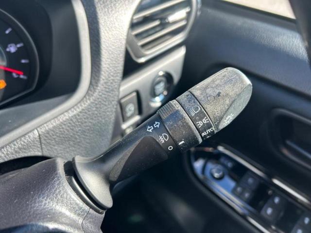 ノア Si 新品タイヤ/保証書/社外 SDナビ/トヨタセーフティセンス/両側電動スライドドア/車線逸脱防止支援システム/ヘッドランプ LED/USBジャック/Bluetooth接続/ETC/EBD付ABS(16枚目)
