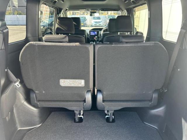 ノア Si 新品タイヤ/保証書/社外 SDナビ/トヨタセーフティセンス/両側電動スライドドア/車線逸脱防止支援システム/ヘッドランプ LED/USBジャック/Bluetooth接続/ETC/EBD付ABS(20枚目)