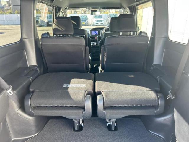 ノア Si 新品タイヤ/保証書/社外 SDナビ/トヨタセーフティセンス/両側電動スライドドア/車線逸脱防止支援システム/ヘッドランプ LED/USBジャック/Bluetooth接続/ETC/EBD付ABS(21枚目)