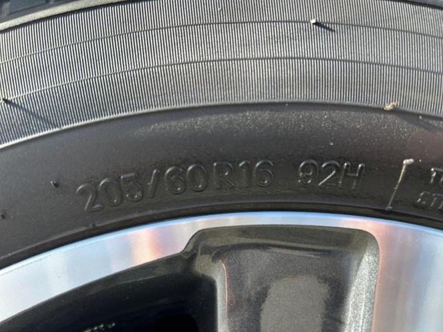 ヴォクシー ＺＳキラメキ３　保証書／純正　９インチ　ＳＤナビ／トヨタセーフティセンス／両側電動スライドドア／車線逸脱防止支援システム／シート　ハーフレザー／パーキングアシスト　バックガイド／ドライブレコーダー　前後　ワンオーナー（50枚目）