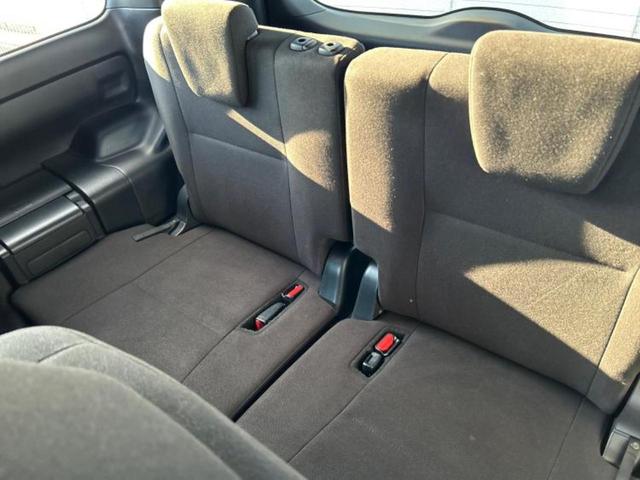 エスクァイア Xi 保証書/純正 9インチ SDナビ/フリップダウンモニター 純正 12.1インチ/トヨタセーフティセンス/両側電動スライドドア/車線逸脱防止支援システム/パーキングアシスト バックガイド バックカメラ(19枚目)