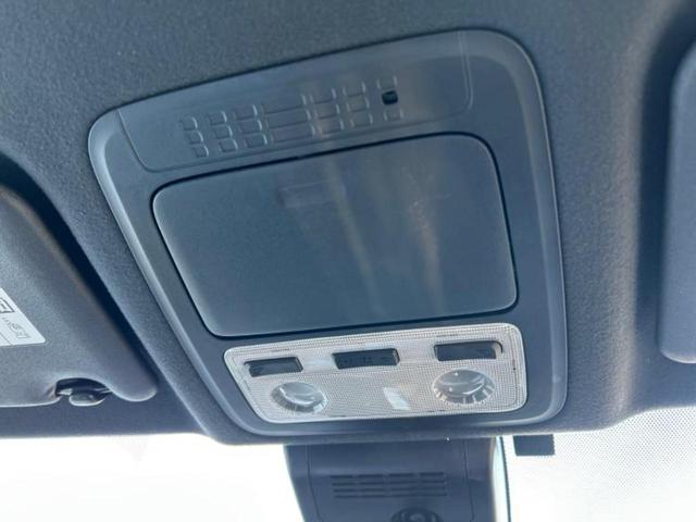 エスクァイア Xi 保証書/純正 9インチ SDナビ/フリップダウンモニター 純正 12.1インチ/トヨタセーフティセンス/両側電動スライドドア/車線逸脱防止支援システム/パーキングアシスト バックガイド バックカメラ(38枚目)