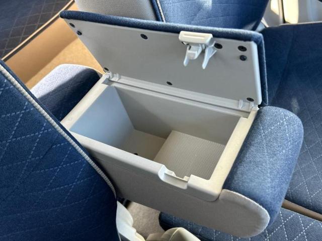 アルトラパン モード 新品タイヤ/保証書/純正 8インチ メモリーナビ/デュアルカメラブレーキサポート(スズキ)/シートヒーター 前席/車線逸脱防止支援システム/ドライブレコーダー 社外/ヘッドランプ HID DVD再生(31枚目)