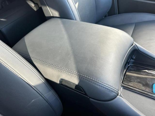 アルファード S Cパッケージ 新品タイヤ/サンルーフ/モデリスタエアロ/保証書/ディスプレイオーディオ+ナビ9インチ/フリップダウンモニター 純正 12.1インチ/トヨタセーフティセンス/両側電動スライドドア 衝突被害軽減システム(33枚目)