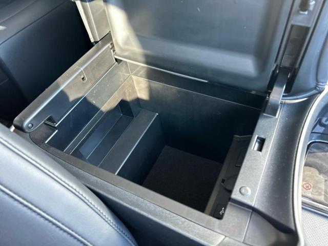 アルファード S Cパッケージ 新品タイヤ/サンルーフ/モデリスタエアロ/保証書/ディスプレイオーディオ+ナビ9インチ/フリップダウンモニター 純正 12.1インチ/トヨタセーフティセンス/両側電動スライドドア 衝突被害軽減システム(34枚目)