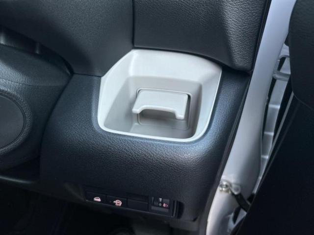 デリカミニ G 保証書/イーアシスト(ミツビシ)/ハンズフリー電動スライドドア/シートヒーター 前席/車線逸脱防止支援システム/シート ハーフレザー/ヘッドランプ LED/EBD付ABS/横滑り防止装置 盗難防止装置(37枚目)