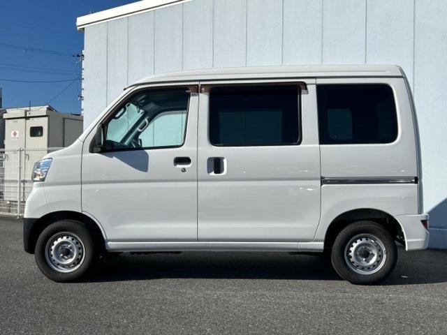 ハイゼットカーゴ スペシャル　保証書／ＥＴＣ／ＥＢＤ付ＡＢＳ／横滑り防止装置／アイドリングストップ／エアバッグ　運転席／エアバッグ　助手席／パワーステアリング／オートライト／マニュアルエアコン／取扱説明書／ユーザー買取車（2枚目）