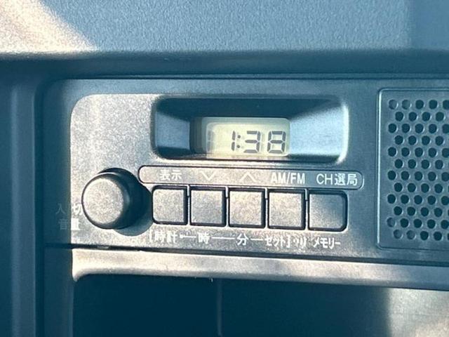 ハイゼットカーゴ スペシャル　保証書／ＥＴＣ／ＥＢＤ付ＡＢＳ／横滑り防止装置／アイドリングストップ／エアバッグ　運転席／エアバッグ　助手席／パワーステアリング／オートライト／マニュアルエアコン／取扱説明書／ユーザー買取車（28枚目）