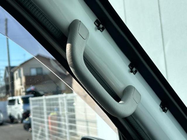 ハイゼットカーゴ スペシャル　保証書／ＥＴＣ／ＥＢＤ付ＡＢＳ／横滑り防止装置／アイドリングストップ／エアバッグ　運転席／エアバッグ　助手席／パワーステアリング／オートライト／マニュアルエアコン／取扱説明書／ユーザー買取車（37枚目）