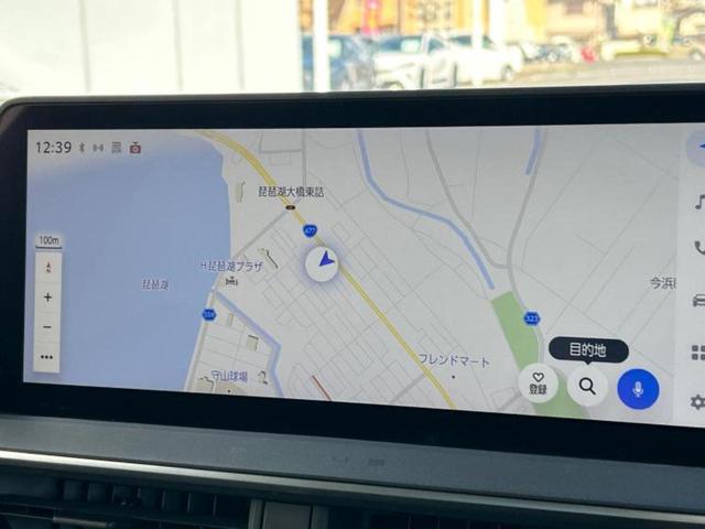 プリウス Ｚ　ガラスルーフ／保証書／ディスプレイオーディオ＋ナビ１２．３インチ／デジタルインナーミラー／トヨタセーフティセンス／シートヒーター　前席／パノラミックビューモニター／車線逸脱防止支援システム　電動シート（9枚目）