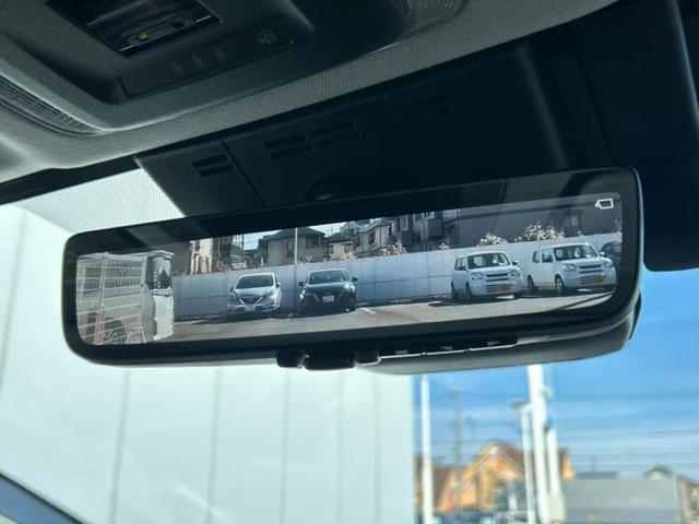 プリウス Ｚ　ガラスルーフ／保証書／ディスプレイオーディオ＋ナビ１２．３インチ／デジタルインナーミラー／トヨタセーフティセンス／シートヒーター　前席／パノラミックビューモニター／車線逸脱防止支援システム　電動シート（25枚目）
