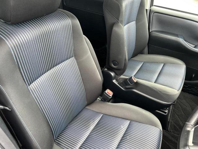 ヴォクシー ＺＳキラメキ　新品タイヤ／保証書／社外　１０インチ　ＳＤナビ／トヨタセーフティセンス／両側電動スライドドア／車線逸脱防止支援システム／ヘッドランプ　ＬＥＤ／Ｂｌｕｅｔｏｏｔｈ接続／ＥＴＣ／ＥＢＤ付ＡＢＳ　ＤＶＤ再生（4枚目）