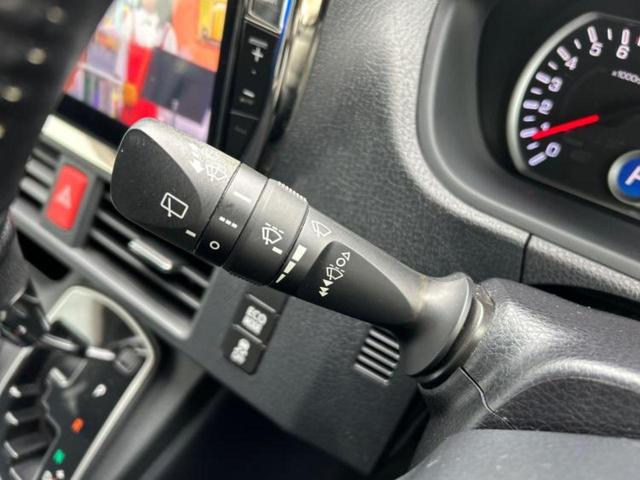 ヴォクシー ＺＳキラメキ　新品タイヤ／保証書／社外　１０インチ　ＳＤナビ／トヨタセーフティセンス／両側電動スライドドア／車線逸脱防止支援システム／ヘッドランプ　ＬＥＤ／Ｂｌｕｅｔｏｏｔｈ接続／ＥＴＣ／ＥＢＤ付ＡＢＳ　ＤＶＤ再生（17枚目）