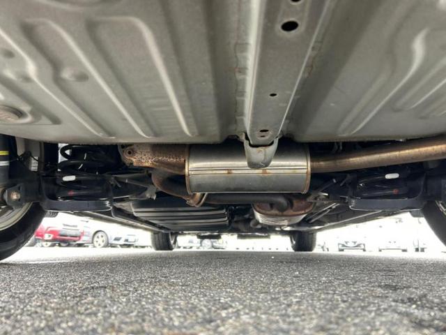 ヴォクシー ＺＳキラメキ　新品タイヤ／保証書／社外　１０インチ　ＳＤナビ／トヨタセーフティセンス／両側電動スライドドア／車線逸脱防止支援システム／ヘッドランプ　ＬＥＤ／Ｂｌｕｅｔｏｏｔｈ接続／ＥＴＣ／ＥＢＤ付ＡＢＳ　ＤＶＤ再生（44枚目）