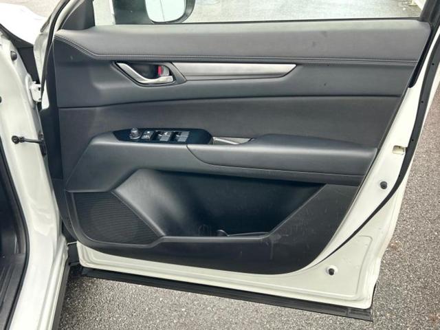 ＣＸ－５ ２０Ｓプロアクティブ　新品タイヤ／保証書／純正　ＳＤナビ／アイアクティブセンス（マツダ）／シートヒーター　前席／３６０°ビューモニター／車線逸脱防止支援システム／電動バックドア／ヘッドランプ　ＬＥＤ／ＵＳＢジャック　ＥＴＣ（20枚目）